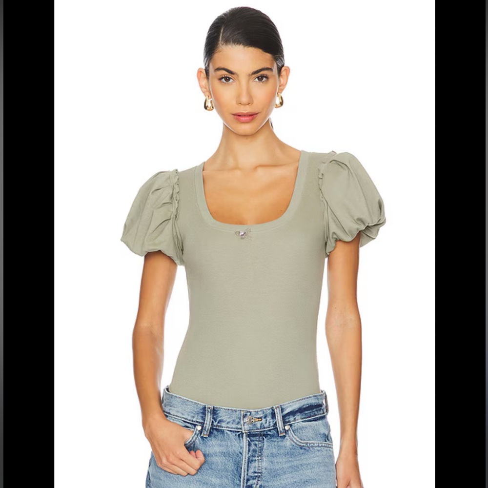 ♥️New♥️ Free People Puff Sleeve Bodysuit L